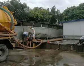 魏都抽化粪池自动清理的方法